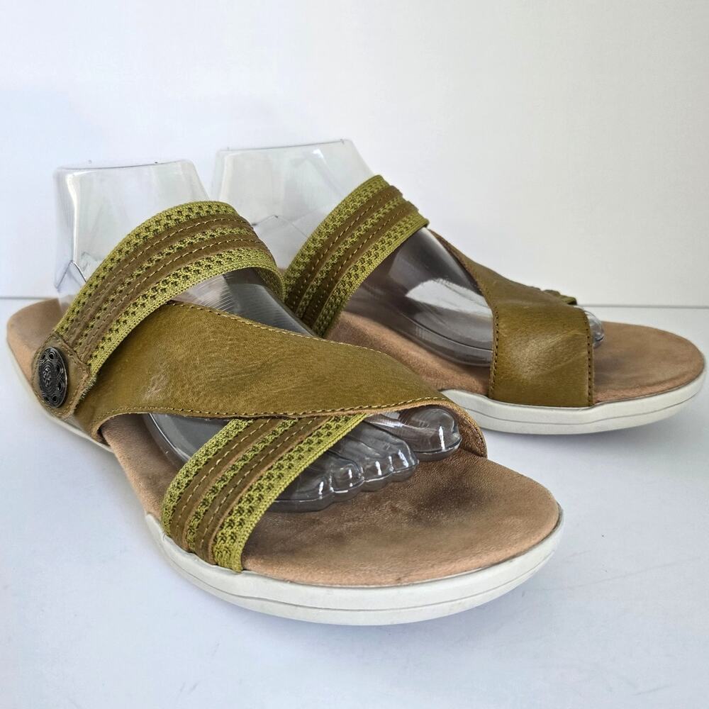 Halsa Desiree Sandal Womens 11M Kiwi Green Leather Comfort Casual Coastal Summer